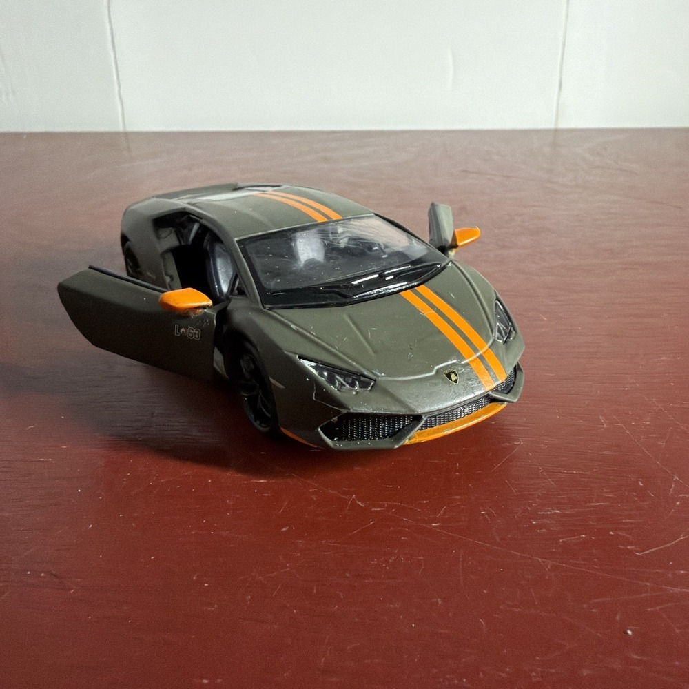 Kinsmart Lamborghini Huracan LP 610-4 Avio Matte Green 1/36 (BBKT5401DGN)